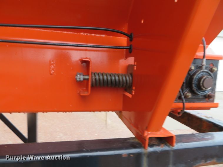 image for item DH3983 Bonnell BV-1662-CS V-box spreader