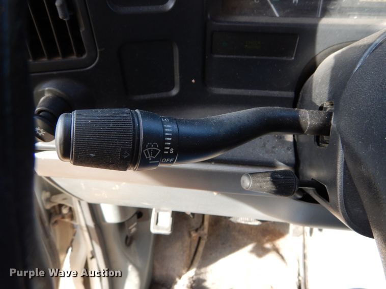 image for item DH5062 1996 Ford Econoline E450 Super Duty shuttle bus