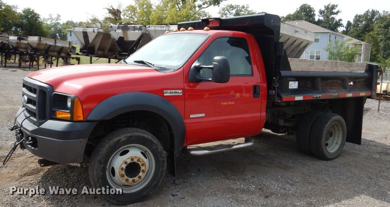image for item DH7009 2007 Ford F550 Super Duty  dump truck
