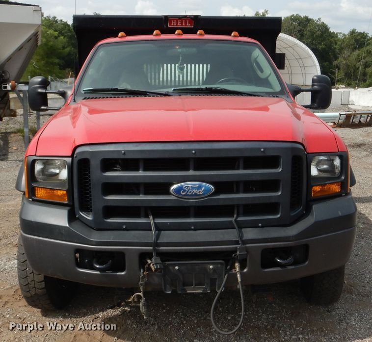image for item DH7009 2007 Ford F550 Super Duty  dump truck