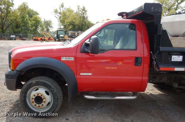 image for item DH7009 2007 Ford F550 Super Duty  dump truck