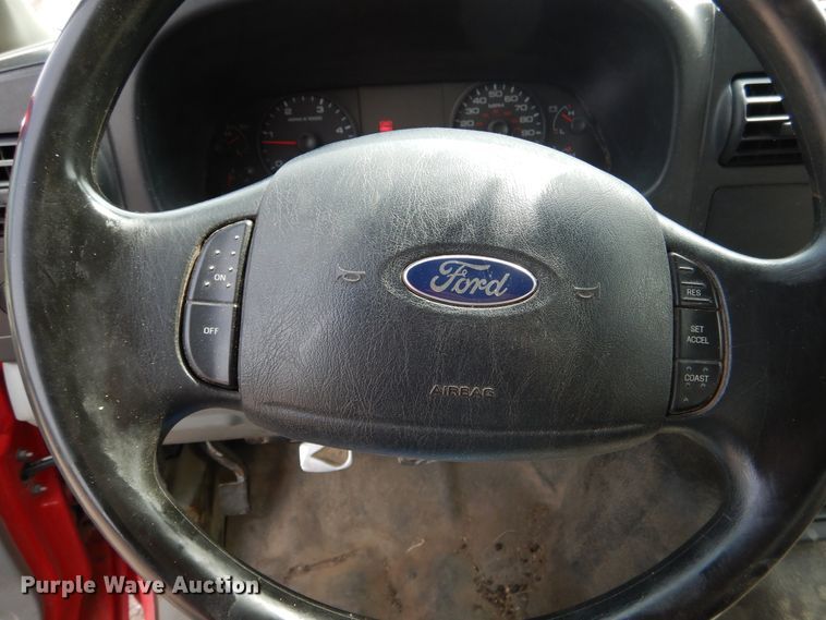 image for item DH7009 2007 Ford F550 Super Duty  dump truck