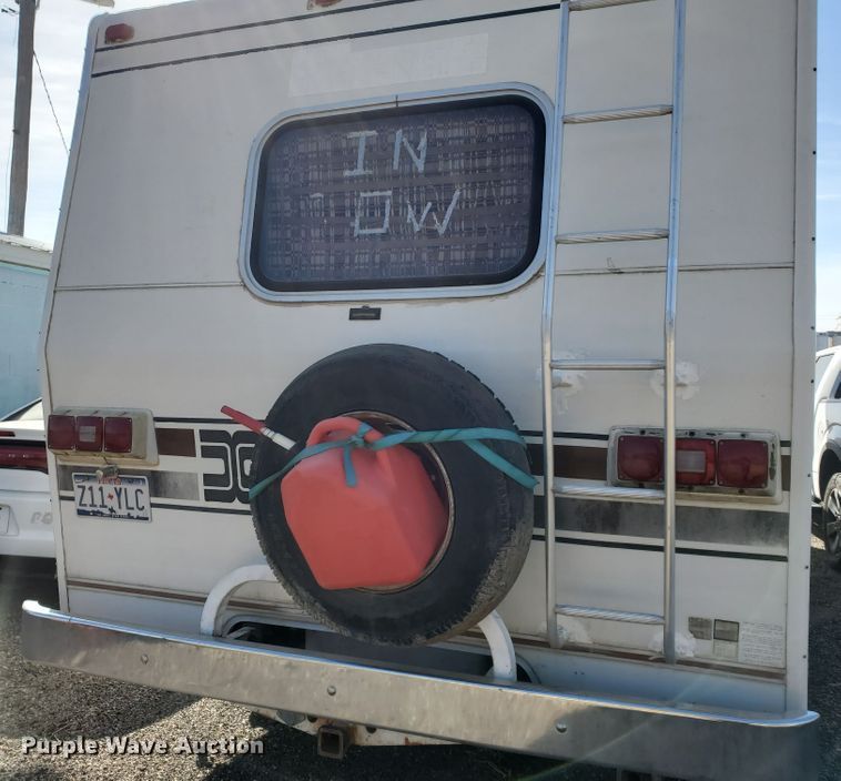 image for item DI5001 1978 Winnebago Istaca  RV