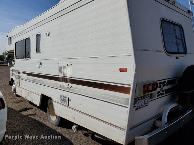 image for item DI5001 1978 Winnebago Istaca  RV