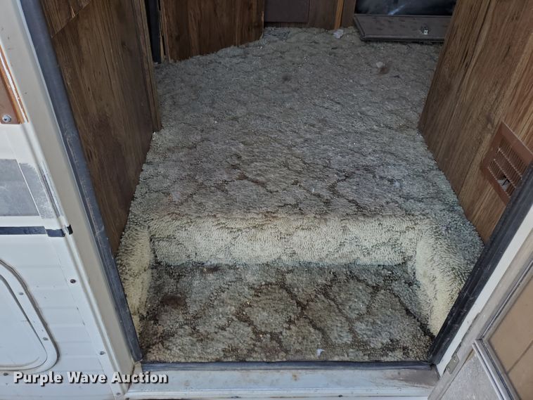 image for item DI5001 1978 Winnebago Istaca  RV