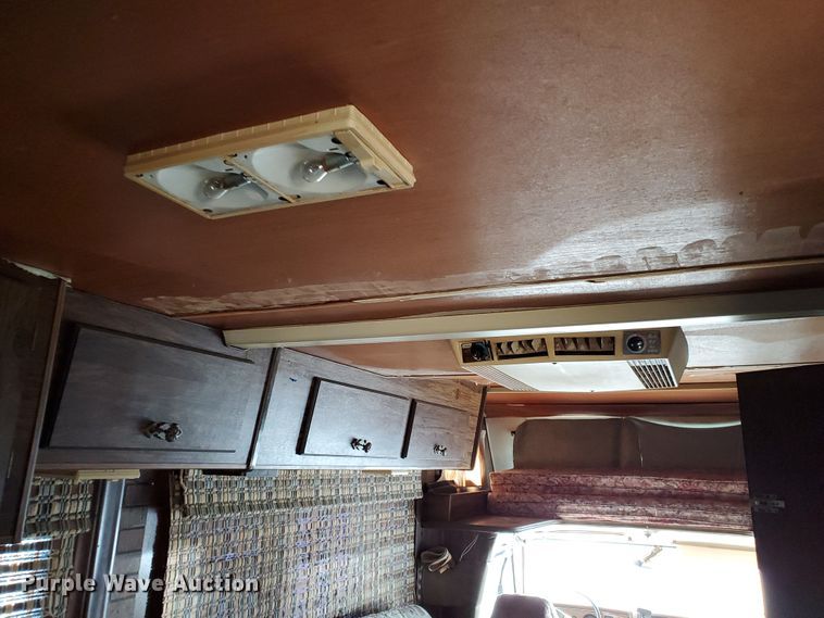 image for item DI5001 1978 Winnebago Istaca  RV