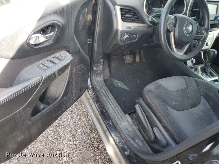 image for item DI5004 2015 Jeep Cherokee  SUV