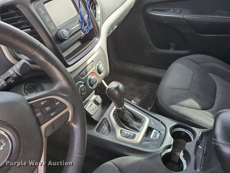 image for item DI5004 2015 Jeep Cherokee  SUV