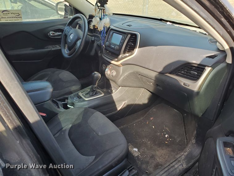 image for item DI5004 2015 Jeep Cherokee  SUV