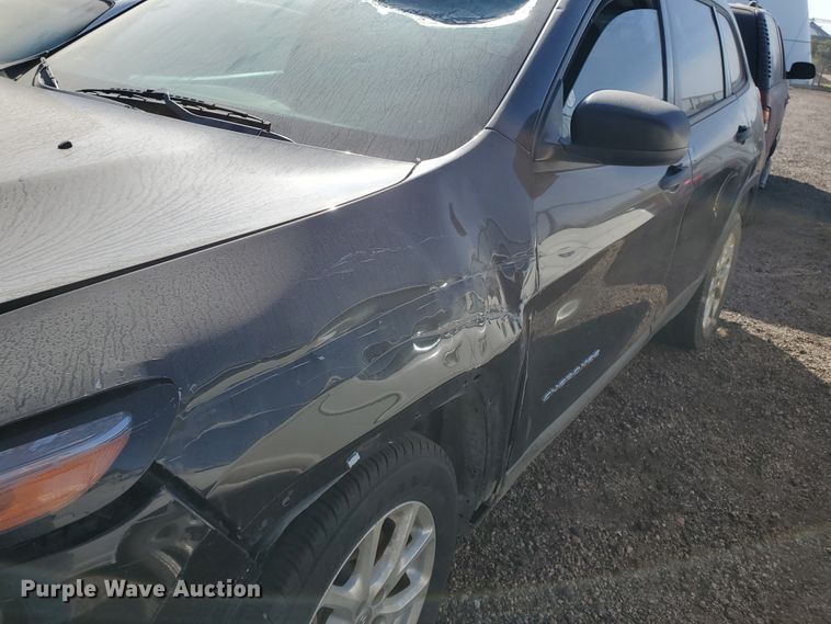 image for item DI5004 2015 Jeep Cherokee  SUV