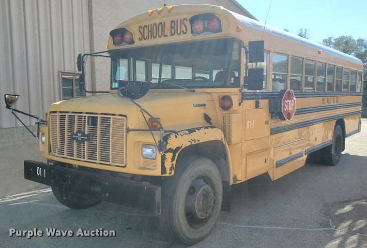 image for item DI5021 2002 Chevrolet CV200G Blue Bird  school bus