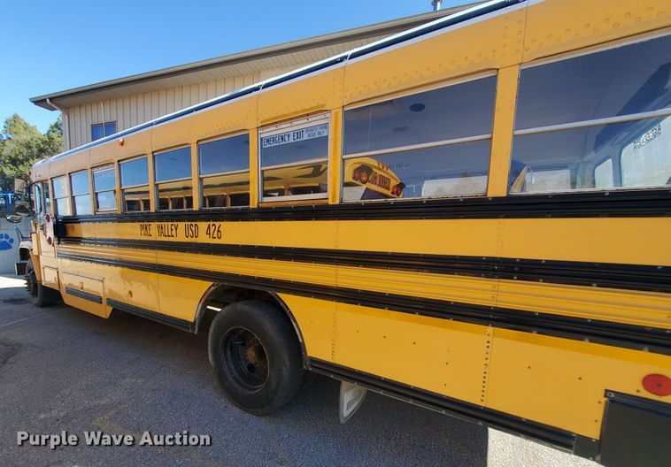 image for item DI5021 2002 Chevrolet CV200G Blue Bird  school bus