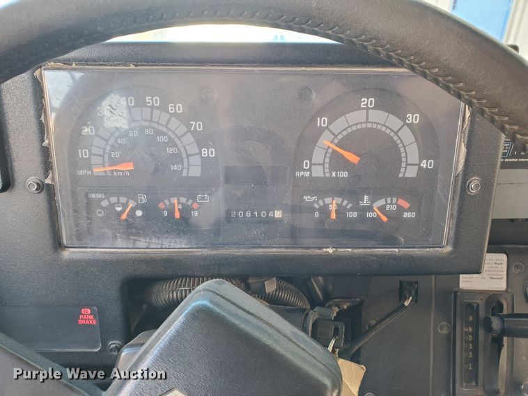 image for item DI5021 2002 Chevrolet CV200G Blue Bird  school bus