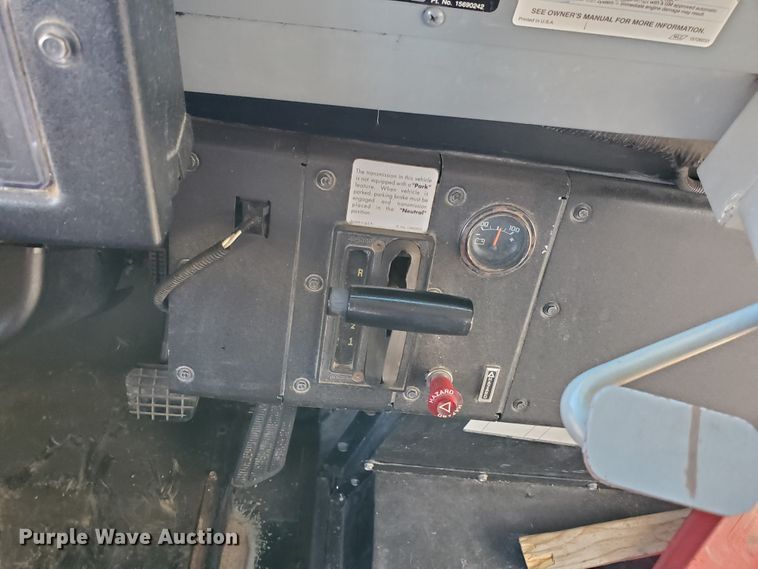 image for item DI5021 2002 Chevrolet CV200G Blue Bird  school bus