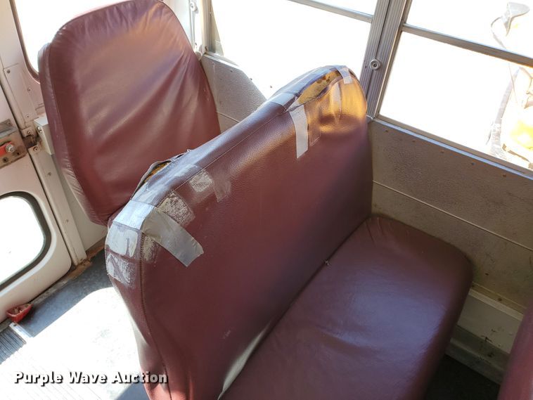 image for item DI5021 2002 Chevrolet CV200G Blue Bird  school bus