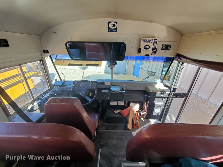 image for item DI5021 2002 Chevrolet CV200G Blue Bird  school bus