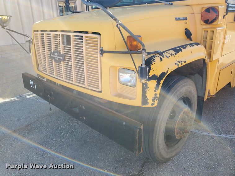 image for item DI5021 2002 Chevrolet CV200G Blue Bird  school bus