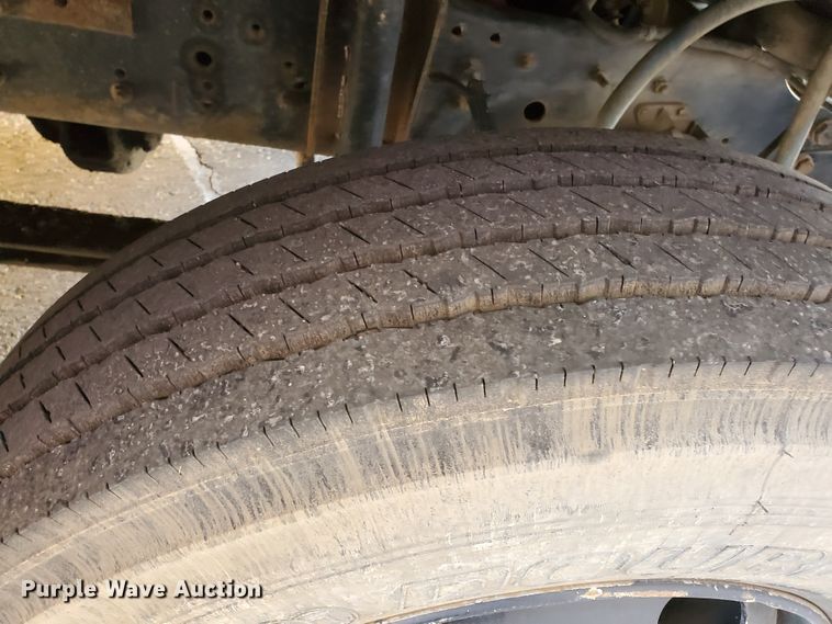 image for item DI5021 2002 Chevrolet CV200G Blue Bird  school bus