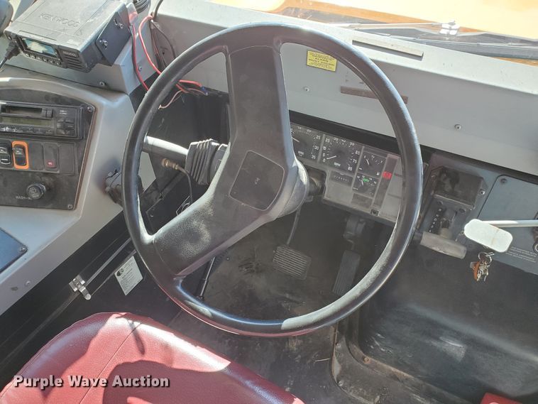 image for item DI5022 2003 International 3800 Blue Bird  school bus