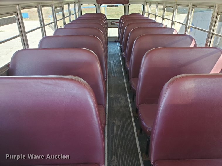 image for item DI5022 2003 International 3800 Blue Bird  school bus