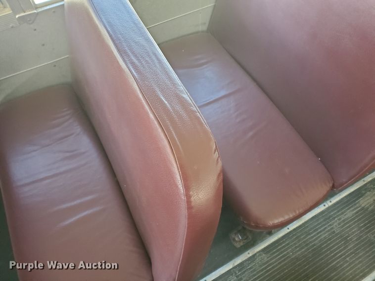 image for item DI5022 2003 International 3800 Blue Bird  school bus