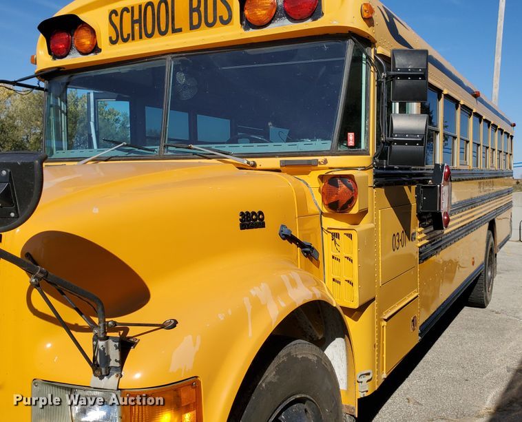 image for item DI5022 2003 International 3800 Blue Bird  school bus