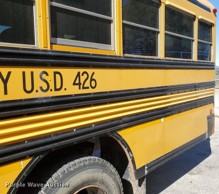 image for item DI5022 2003 International 3800 Blue Bird  school bus