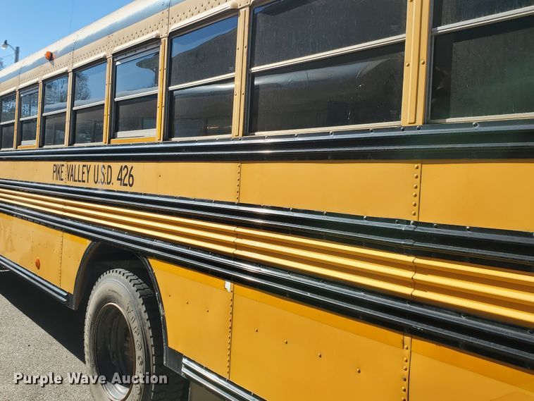 image for item DI5022 2003 International 3800 Blue Bird  school bus