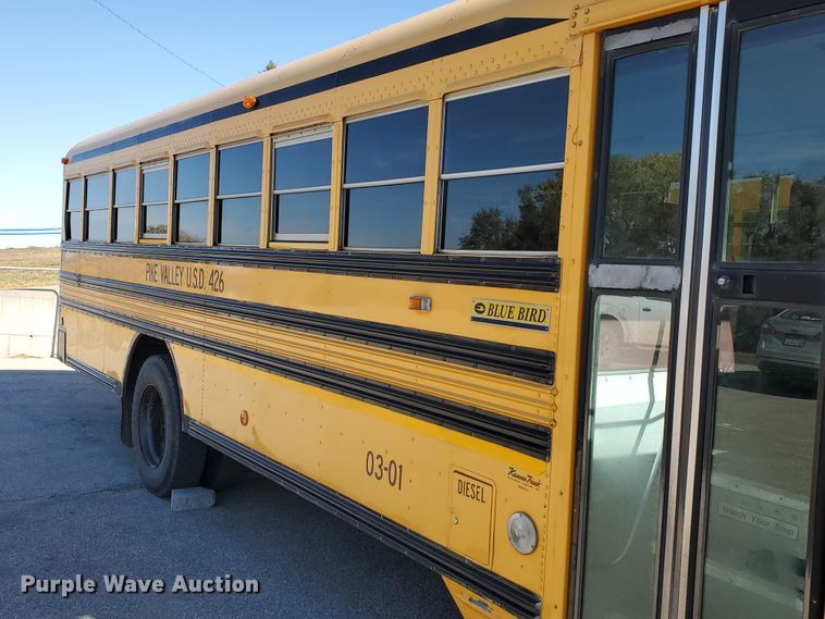 image for item DI5022 2003 International 3800 Blue Bird  school bus