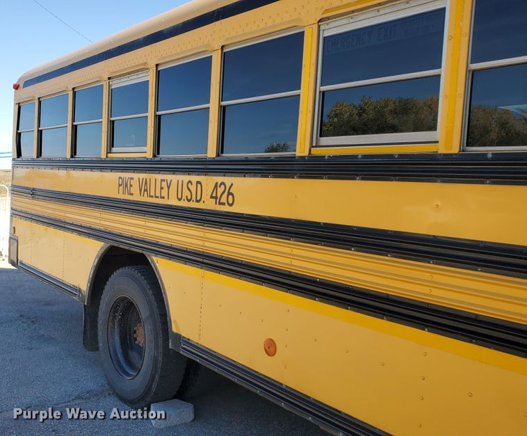 image for item DI5022 2003 International 3800 Blue Bird  school bus