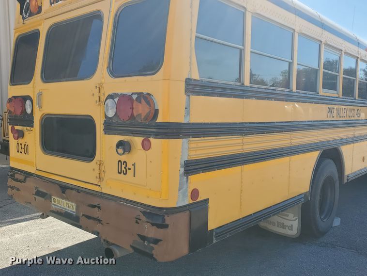 image for item DI5022 2003 International 3800 Blue Bird  school bus