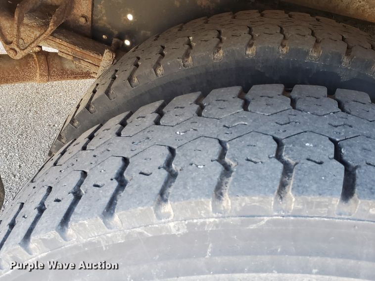 image for item DI5022 2003 International 3800 Blue Bird  school bus