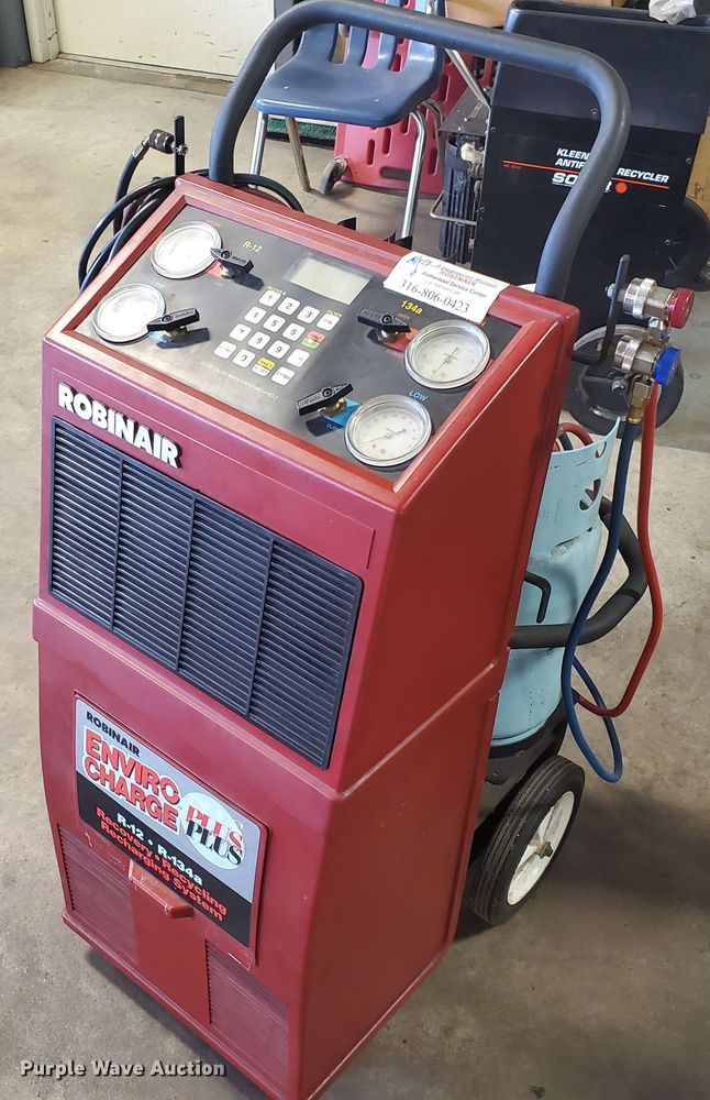 image for item DI5093 Robinair Envirocharge Plus refrigerant recovery system