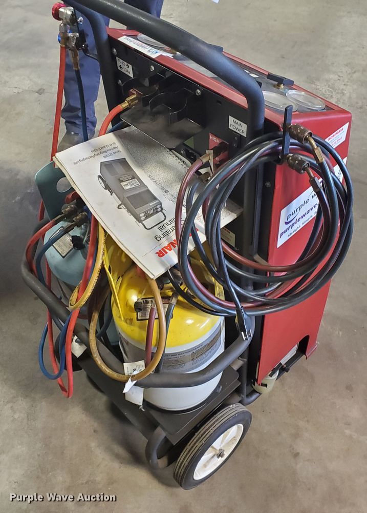 image for item DI5093 Robinair Envirocharge Plus refrigerant recovery system