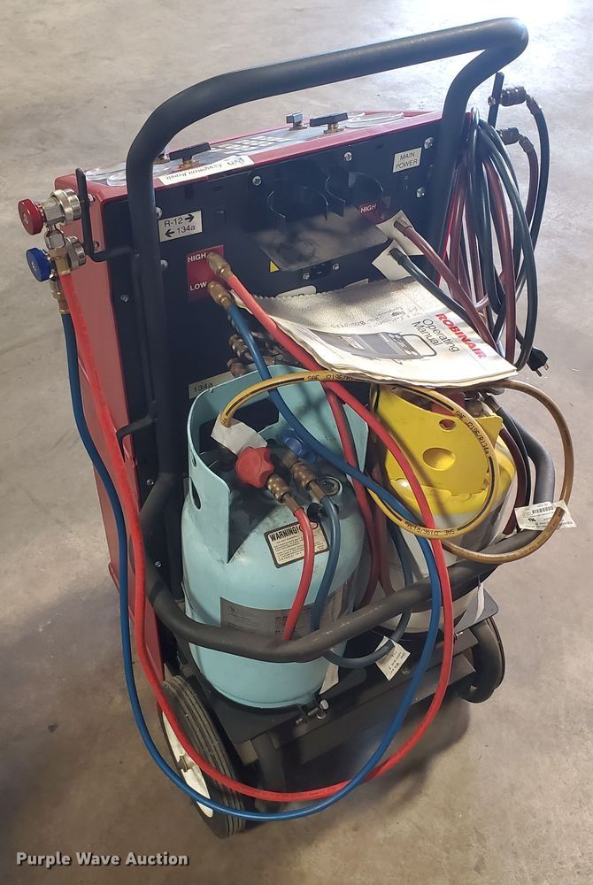 image for item DI5093 Robinair Envirocharge Plus refrigerant recovery system