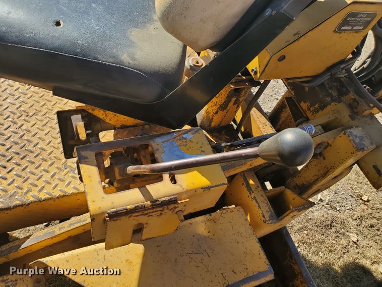 image for item DI5095 Davis Fleetline 40+4  trencher