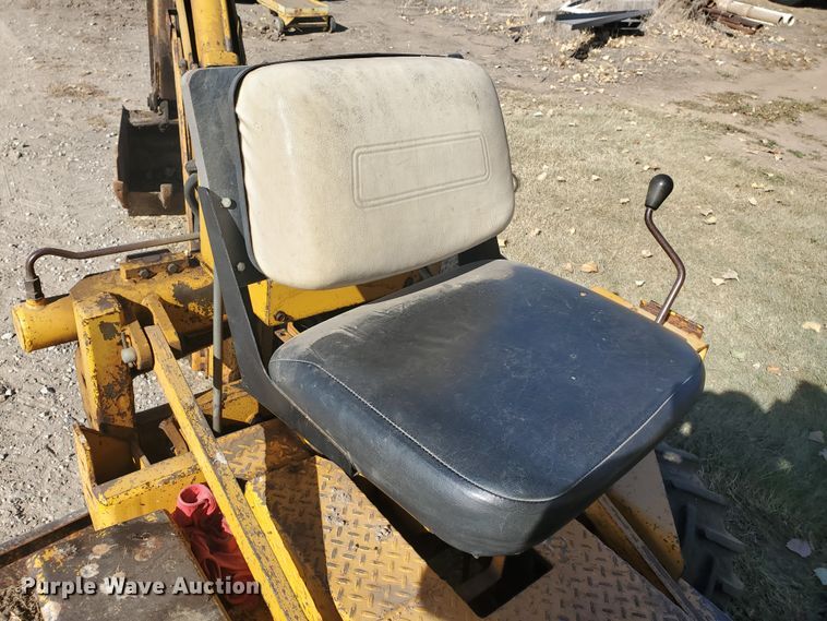image for item DI5095 Davis Fleetline 40+4  trencher