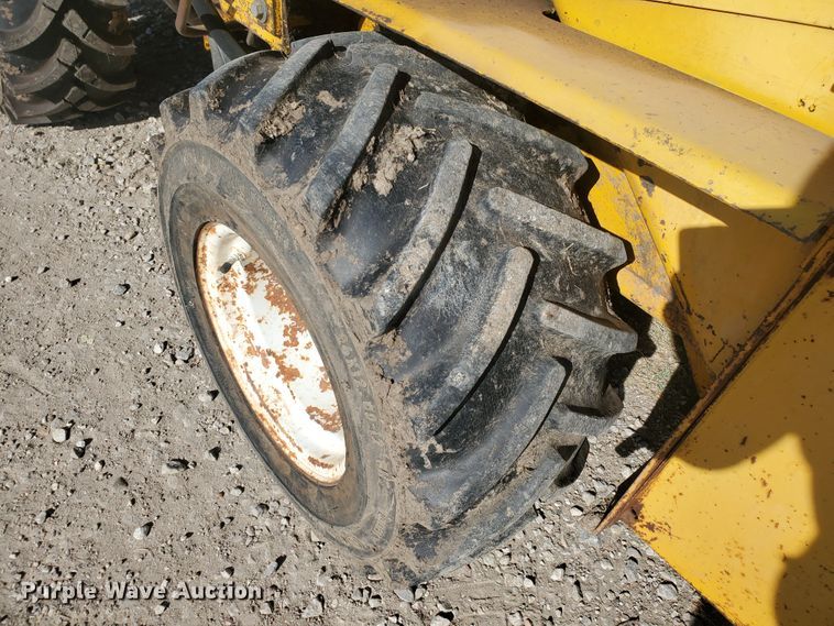 image for item DI5095 Davis Fleetline 40+4  trencher