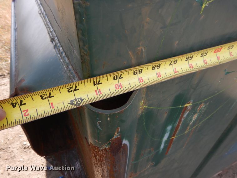 image for item DJ5760 (4) dumpsters