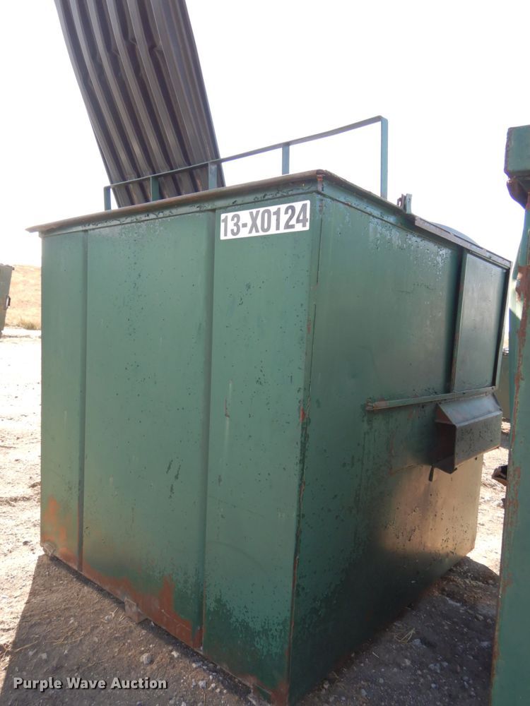 image for item DJ5765 (4) dumpsters