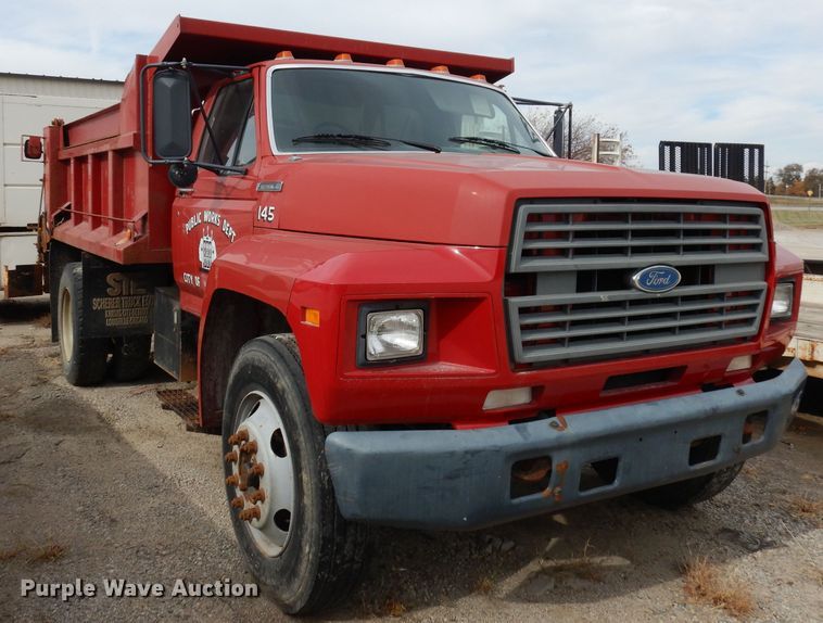 image for item DJ6918 1997 Ford F700  dump truck