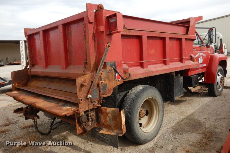 image for item DJ6918 1997 Ford F700  dump truck