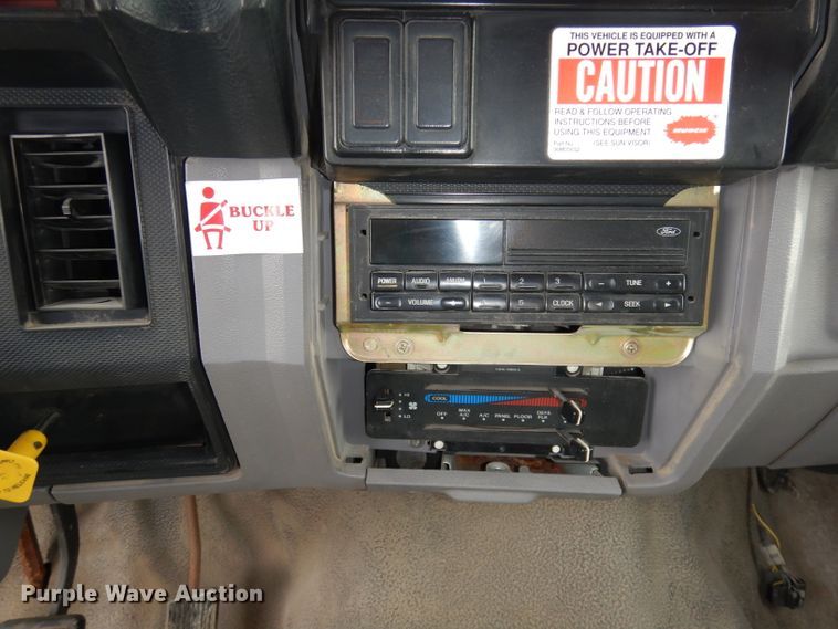 image for item DJ6918 1997 Ford F700  dump truck