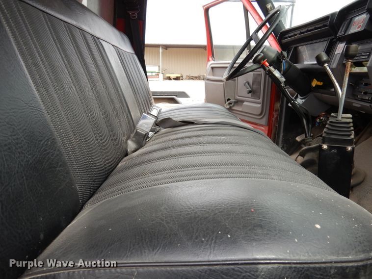 image for item DJ6918 1997 Ford F700  dump truck