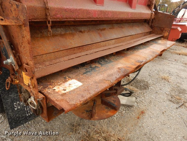 image for item DJ6918 1997 Ford F700  dump truck