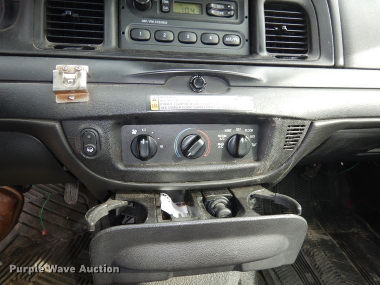 image for item DJ6932 2011 Ford Crown Victoria Police Interceptor