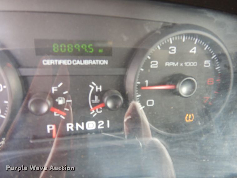 image for item DJ6932 2011 Ford Crown Victoria Police Interceptor