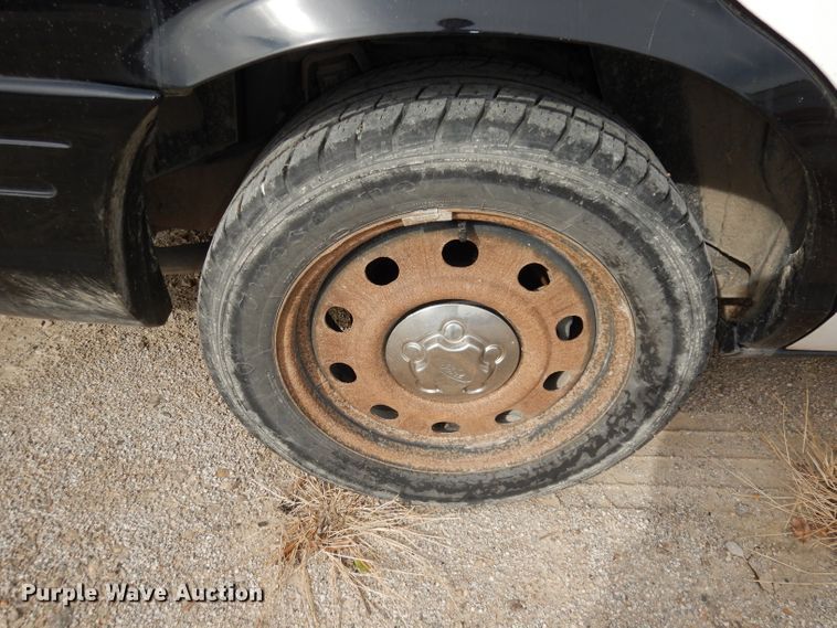 image for item DJ6932 2011 Ford Crown Victoria Police Interceptor