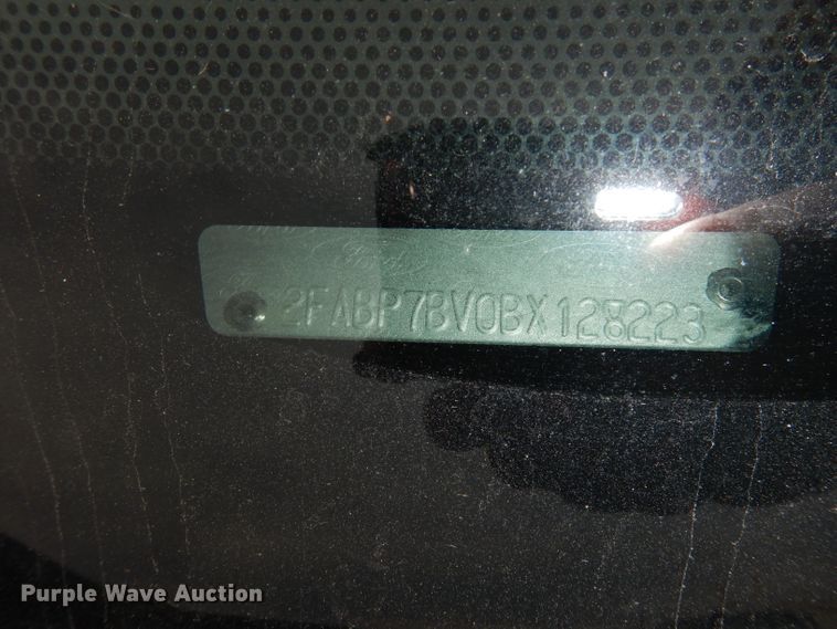 image for item DJ6932 2011 Ford Crown Victoria Police Interceptor