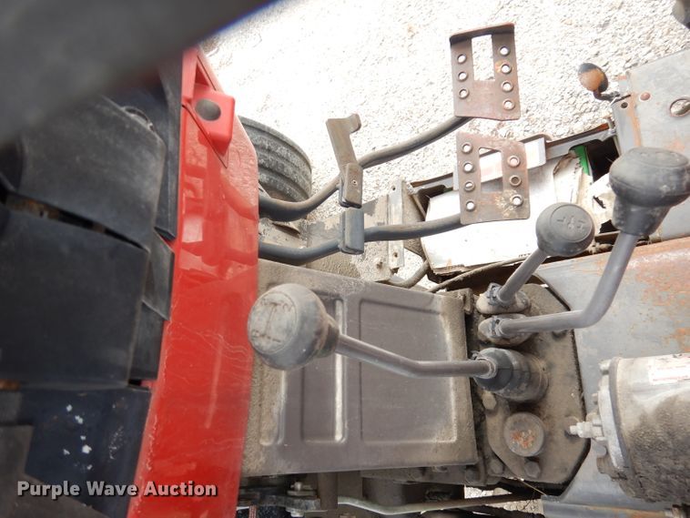 image for item DJ6934 1994 Massey Ferguson 399  tractor